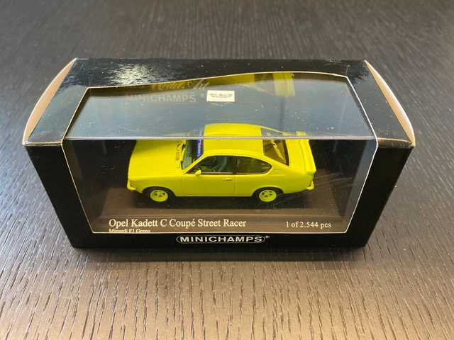 Opel Kadett C Coupé 1975 Rouge MCG Model Car Group 1/18 - Réf MCG18192