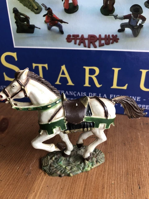 STARLUX / LE Moyen Age Tres Beau Chevalier Au Combat EUR 22,00