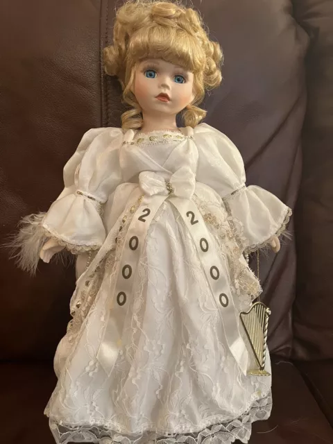 Heritage Signature Collection "Grace" Porcelain Doll Year 2000