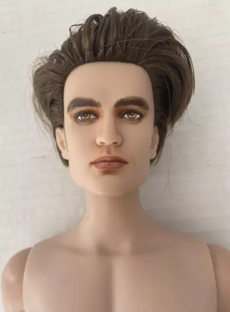 Tonner - Matt O 'Neill -Twilight - Edward Cullen - Repaint nude 17" male doll