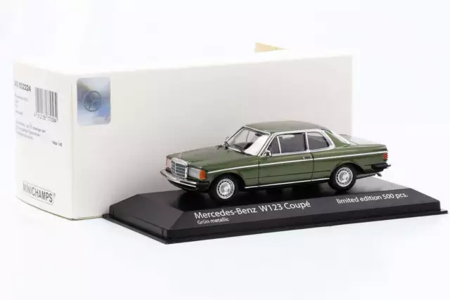 1:43 Mercedes-Benz 230 CE W123 Coupe 1975 - 1985 metallic dunkelgrün Minichamps