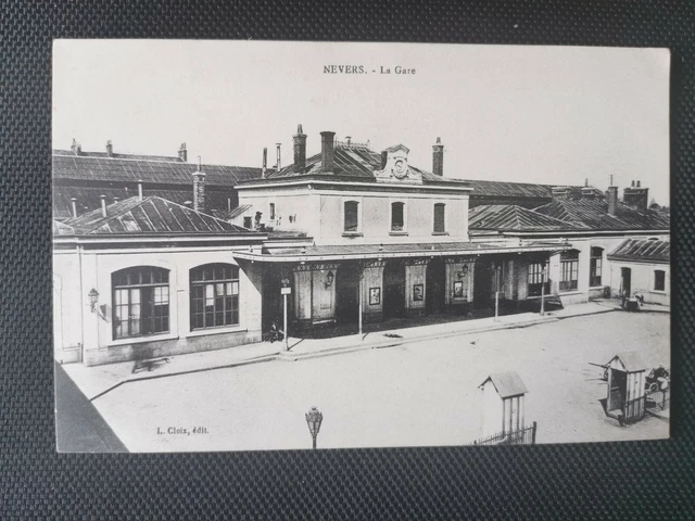 CPA 58 NEVERS - La Gare