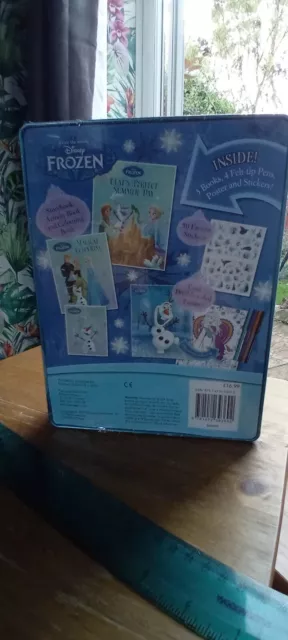 Disney Frozen Märchenbuch Malbuch Aktivitätsbuch 50 Aufkleber 2 Poster Filze 2