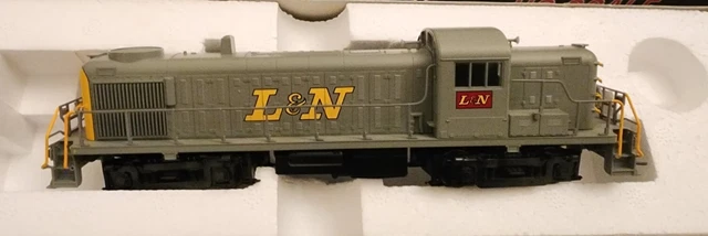 Atlas Classic HO Alco RS-3 Diesel Locomotive Louisville & Nashville #