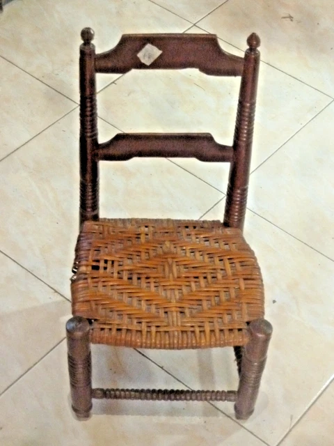 Petite Chaise Haute De Poupée En Bois Ancienne – Belle Patine Bleue, Jouet D'occasion