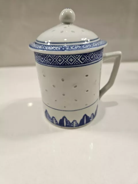 Porcelain Asian Chinese Coffee Mug Tea Cup With Lid, Blue And White Design C6
