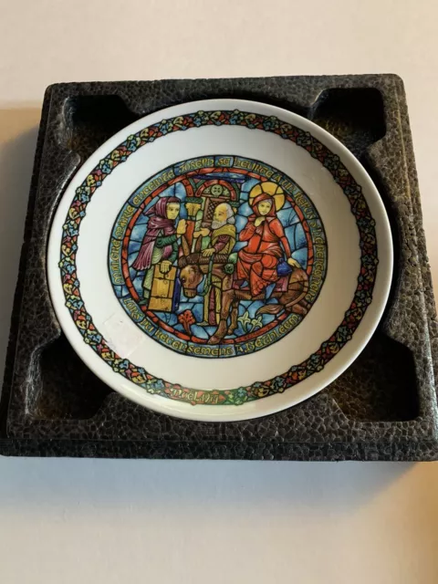 Darceau Limoges Noel Vitrail No Room At The Inn Plate Nib W/ COA 1977