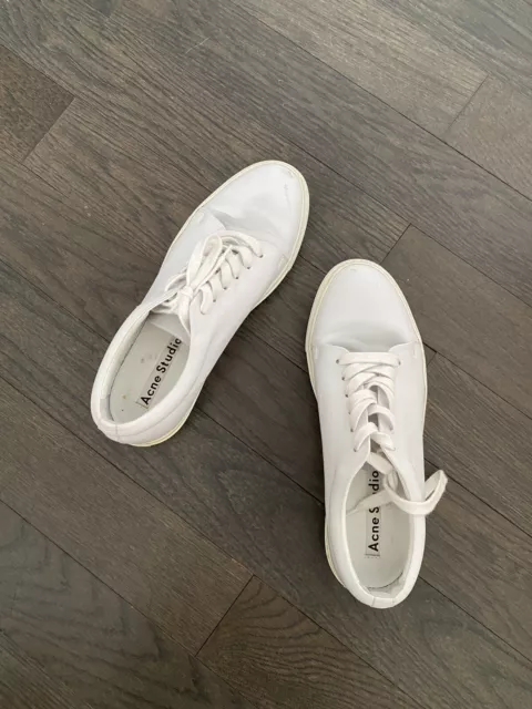 White Acne Studios Leather Sneakers (Sz 39, Adriana TurnUp)