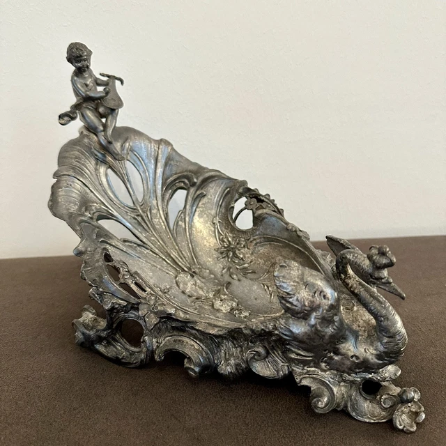 Zinnschale ehem. versilbert, verm. WMF? Putto, Schwan, Barock, Rokoko Zinnschale ehem. versilbert, verm. WMF? Putto, Schwan, Barock, Rokoko