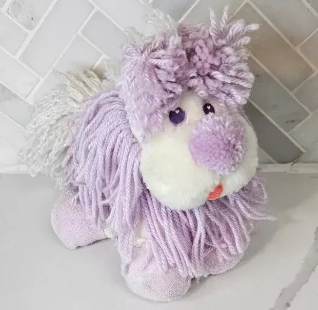 Vintage 1986 Kenner Fluppy Dogs White Purple Yarn Hair Plush 9" Stuffed Animal