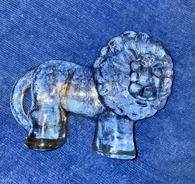VINTAGE LION FIGURINE Kosta Boda Zoo Art Glass Sweden paperweight £36.