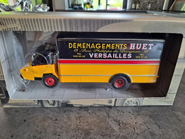 Camion Berliet 130 B11 Ressons Produits Laitiers IXO Altaya 1/43 - Occasion