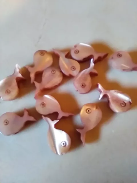 Lot of 12 Vintage Zuni Fetish Shell Hand Carved Fish Whale Beads Peach