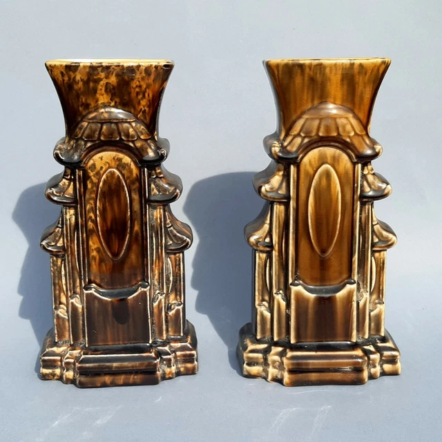Paire de vases en faïence de Sarreguemines - vers 1930 1940