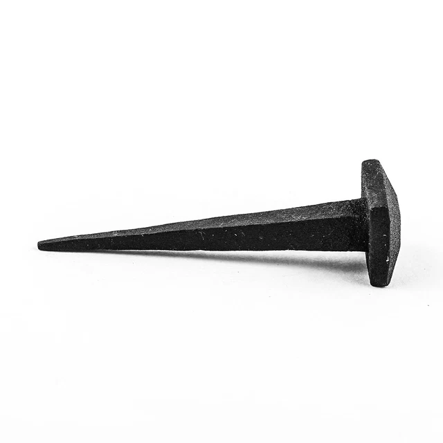 Decorative Wrought Iron Nails Clavos Square Pyramid Head Iron Nails