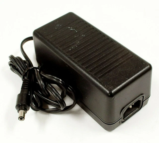 Chargeur 12V 1A Pour Voiture électrique Enfant – Adaptateur Secteur AC-DC Certifié CE Avec Protection Contre Surtensions Et Court-circuit Alimentation Voiture électrique Bébé Chargeur 12V 1A Pour Voiture électrique Enfant – Adaptateur Secteur AC-DC Certifié CE Avec Protection Contre Surtensions Et Court-circuit Alimentation Voiture électrique Bébé