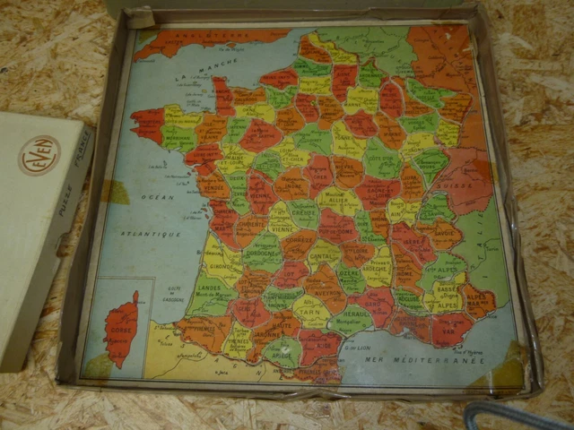 Puzzle Vintage Carte De France Automobile Années 50 - Départements, En Bois