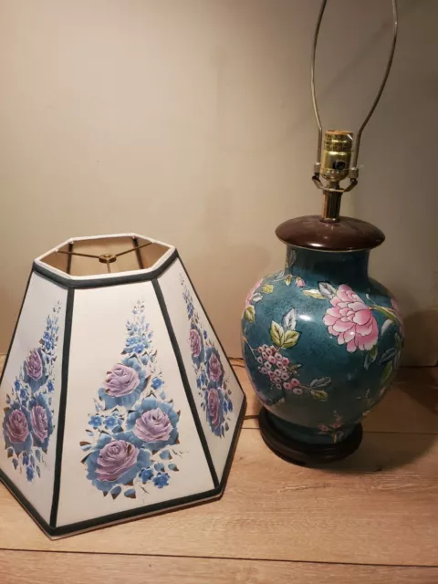 Hand-Painted Chinese Porcelain Ginger Jar Lamp: Sea Green/Florals With Shade