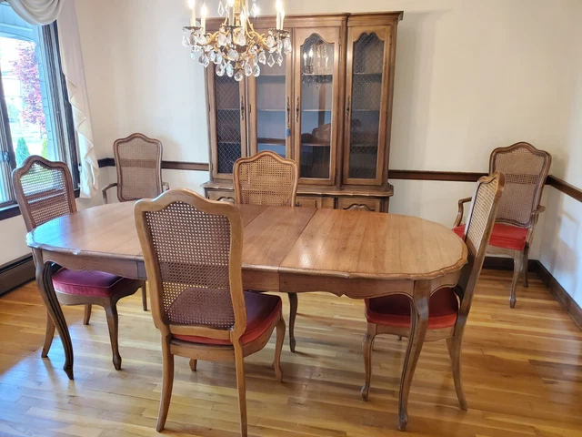 Vintage Dinning Set & China Cabinet 8pcs