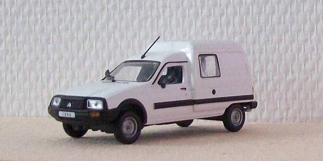 Citroen C15 blanche 1/43