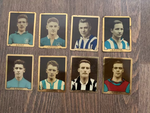 Komplettes Set mit 8 englischen DC Thomson/Adventure Star Footballers 1932 Metallkarten