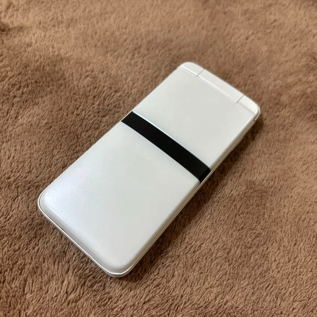 KYOCERA KY-42C DIGNO Flip Phone 8GB Unlocked Android White