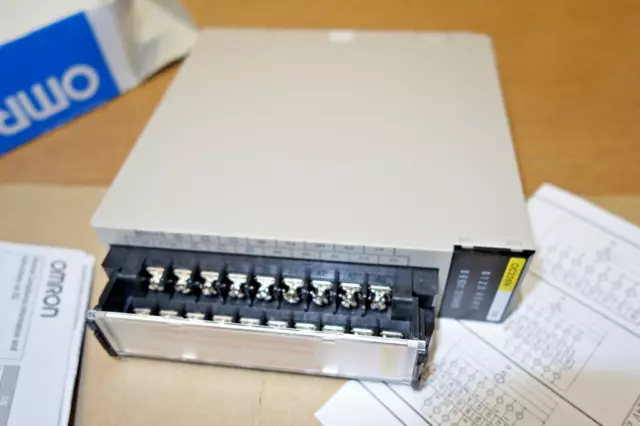 Omron Plc Output Card, C200H-Oc226N