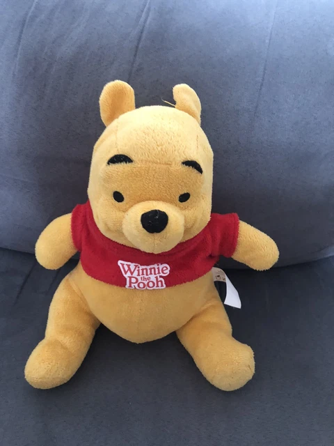 Disney Store Winnie The Pooh Plush Limited Edition 2006 Christmas Soft Toy Rare