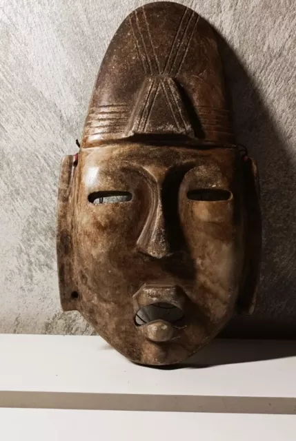 Maschera Africana in pietra.Artigianale.Perfetto stato.Oggetto decorativo