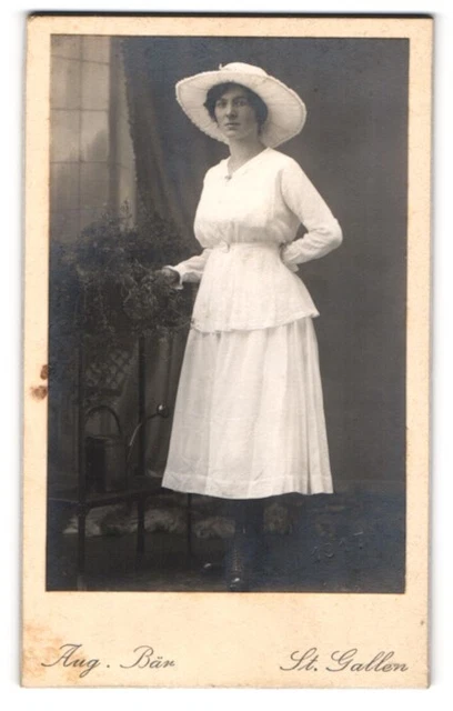 Fotografie Aug. Bär, St. Gallen, Singenbergerstr. 1, Junge Dame mit Hut