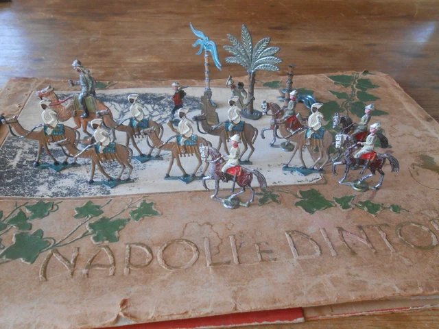 Plats d'étain - Heinrichsen Zinnfiguren : 18 soldats français 1870 en