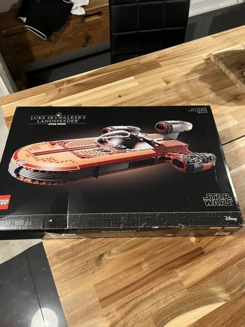 LEGO Star Wars: Luke Skywalker’s Landspeeder (75341) - New - Damaged Box