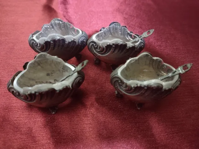 Set Of 4 800 Silver Art Nouveau Salt Cellars With Glass Liners And 3 Spoons