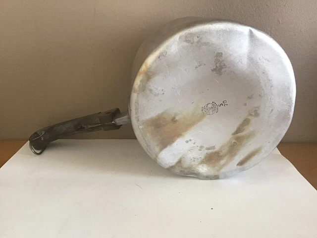Quart Aluminium Tournus – Diam 10 Cm – Vintage – Randonnée