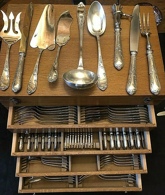 exceptionnel menagere couverts SFAM chambly marly louis xv rocaille 165 pieces
