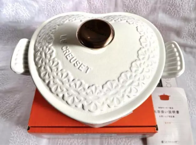 Le Creuset Cocotte Damour lace relief cotton 20cm Heart Shaped Pot With Box New