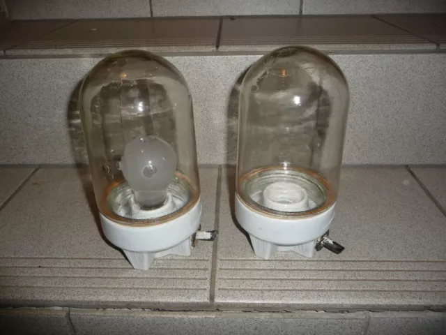 2x alte Glaskolbenlampe Kellerlampe Hoflampe