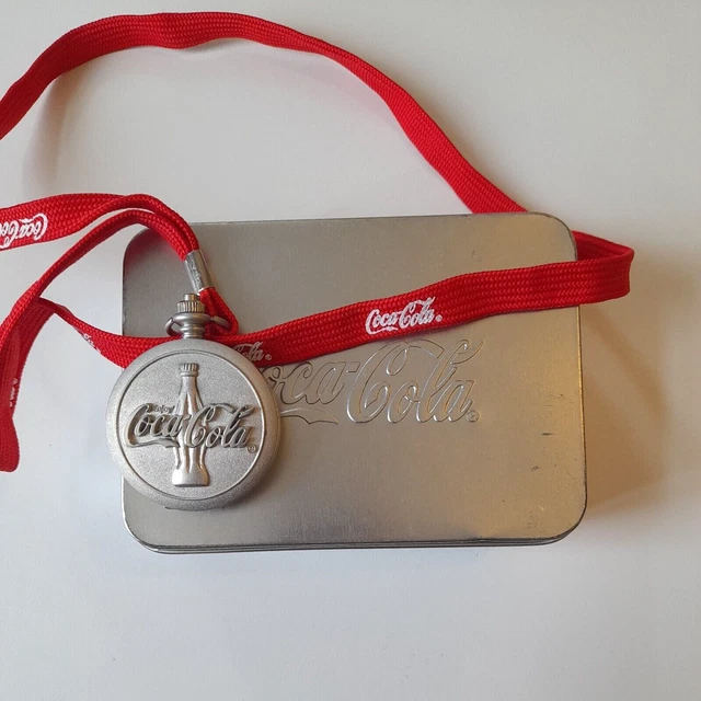 COCA-COLA BOÎTE RONDE EN METAL PUBLICITAIRE 1989 LES JEUNES AU BAR FIFTIES