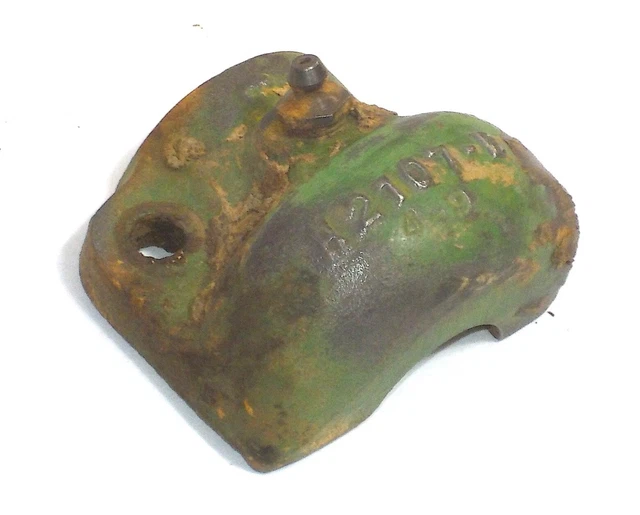 John Deere  Planter Part Greaseable Cap