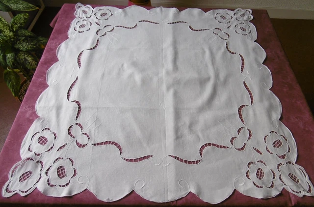 Grande Nappe Ancienne En Lin Blanc Avec Dentelle Au Crochet - 145 X 160 Cm - Années 1920-1940