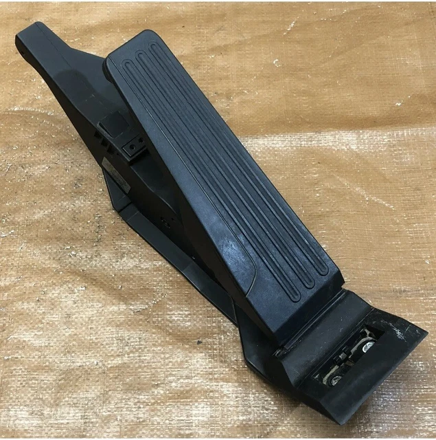 ⭐️ Infiniti G37 G35 G25 Q40 Q50 Q60  Oem Gas Pedal Gas Actuator Accelerator Foot