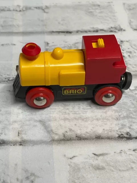 Brio Train Engine Battery Powered 33594 Red Yellow Plastic Toy - Not Working Vtg