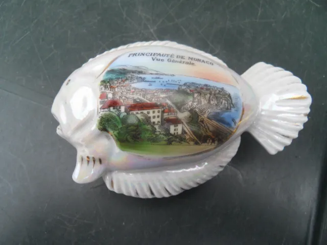 boite a bijoux pillulier forme poisson porcelaine irrisée Germany déco MONACO