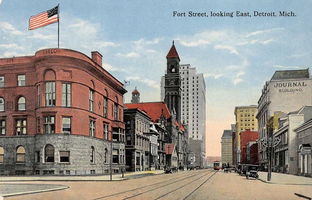 Fort Street Scene DETROIT, MI Detroit Club c1910s Vintage Postcard