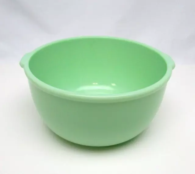 Vintage McKee? Jade-ite 9" Uranium Mixing Bowl with Handles No. 13 NOS