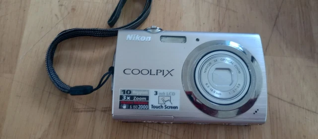 Nikon COOLPIX S230 シルバー/バッテリー/タッチ/10.0MP Nikon COOLPIX S230 シルバー/バッテリー/タッチ/10.0MP Amazon