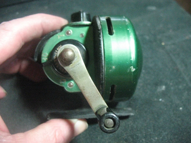 johnson century model 100A スピンキャスト johnson century model 100A スピンキャスト