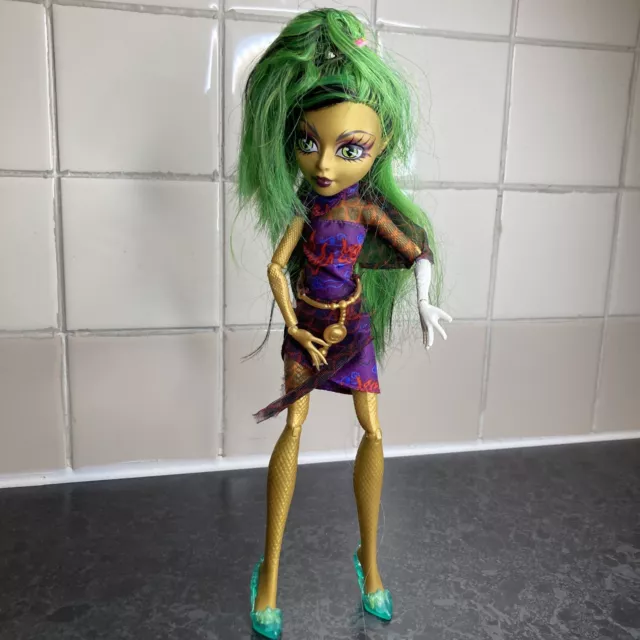 Monster High Doll Jinafire Long Scaris City Of Frights