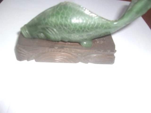 RARE !! POISSON EN JADE VERT DE MYANMAR : 138.71 CARATS RARE !! POISSON EN JADE VERT DE MYANMAR : 138.71 CARATS