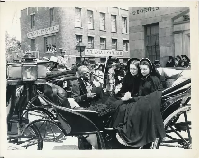 VIVIEN LEIGH OLIVIA DE HAVILLAND Vintage GONE WITH THE WIND MGM Studio Photo